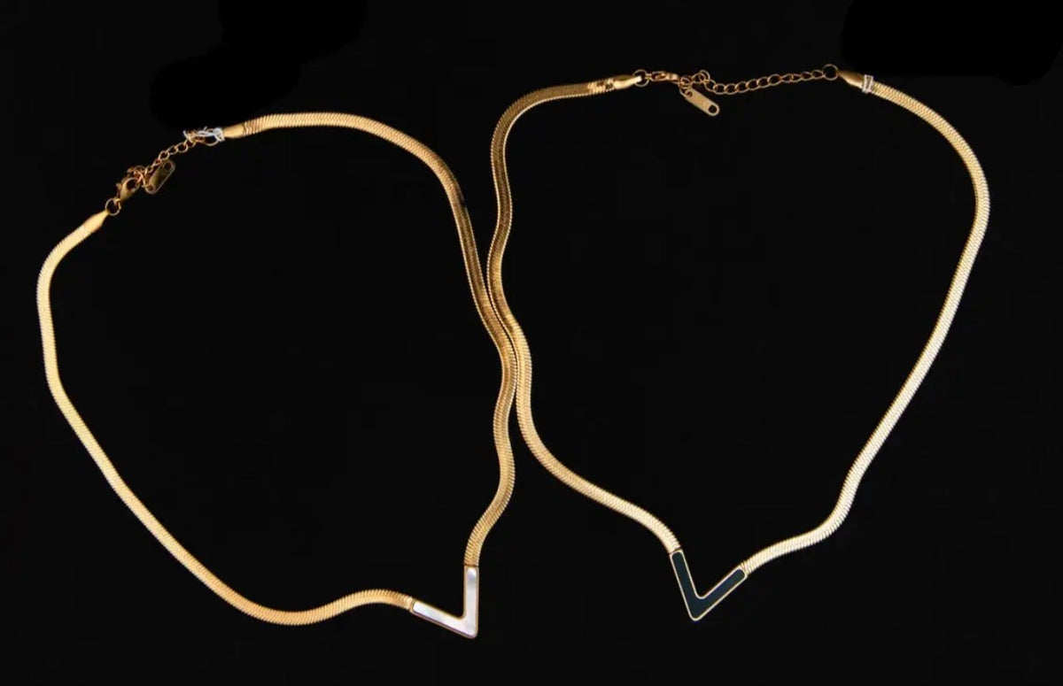 Victoria Necklace in White