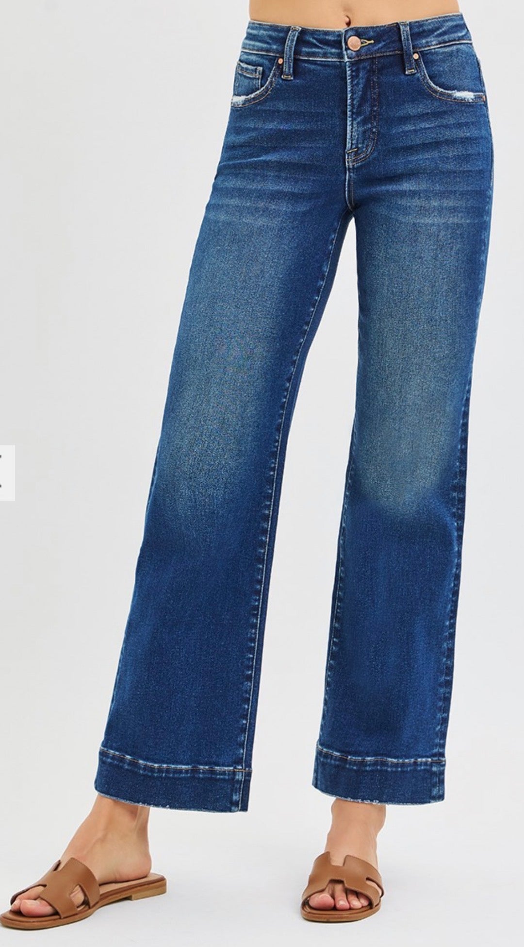 HIGH RISE STRAIGHT JEANS