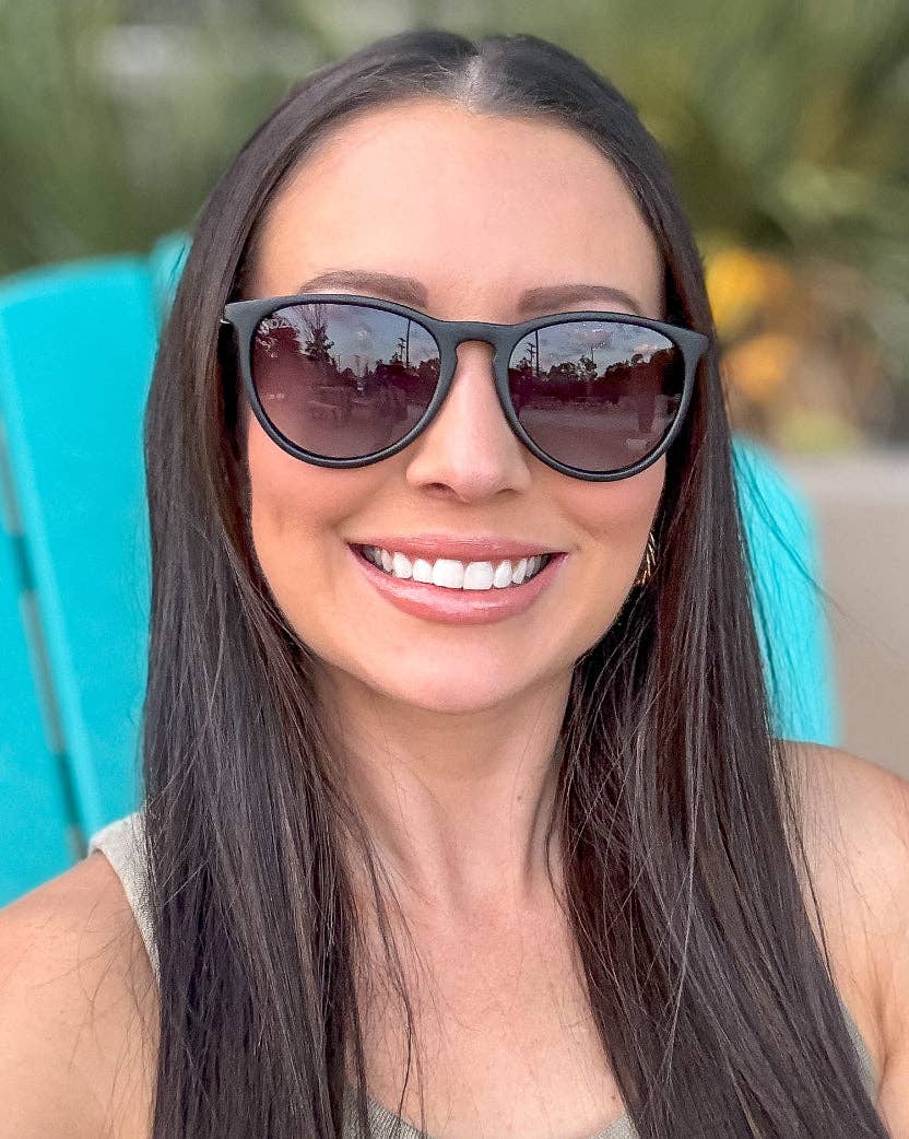 Midnight - Women's Polarized Medium Horn Sunglasses