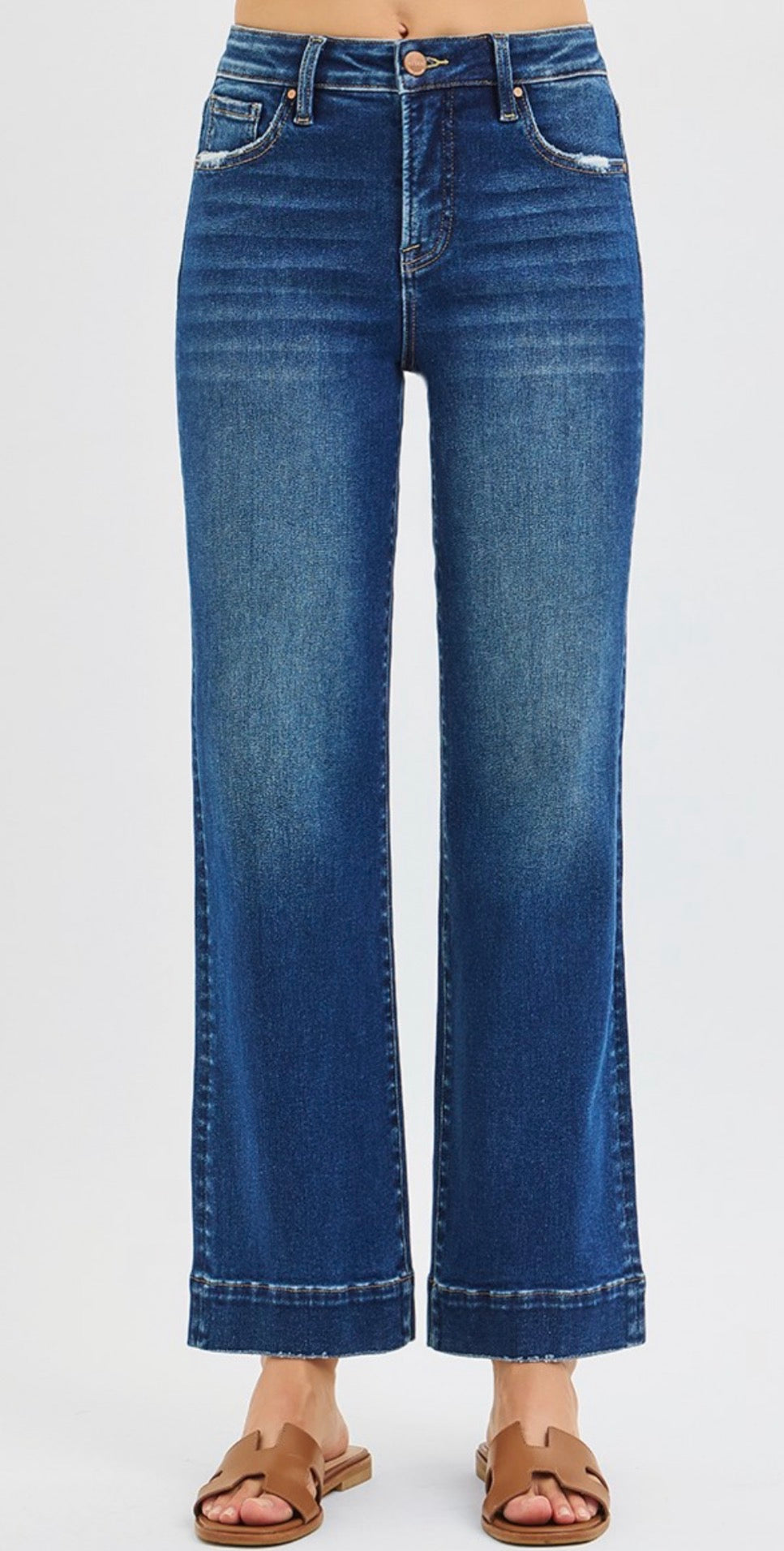 HIGH RISE STRAIGHT JEANS