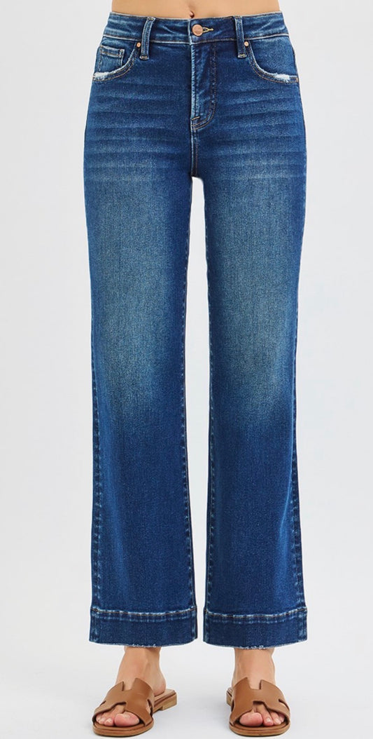 HIGH RISE STRAIGHT JEANS