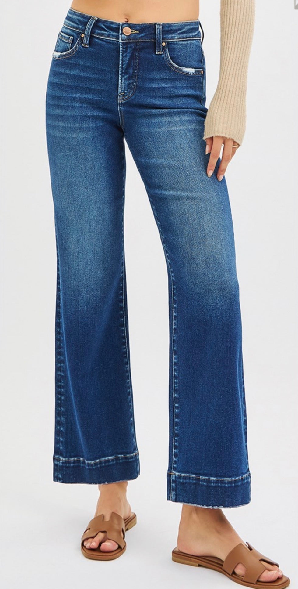 HIGH RISE STRAIGHT JEANS