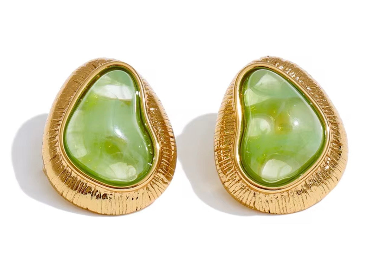 Vintage Stone Stud Earrings