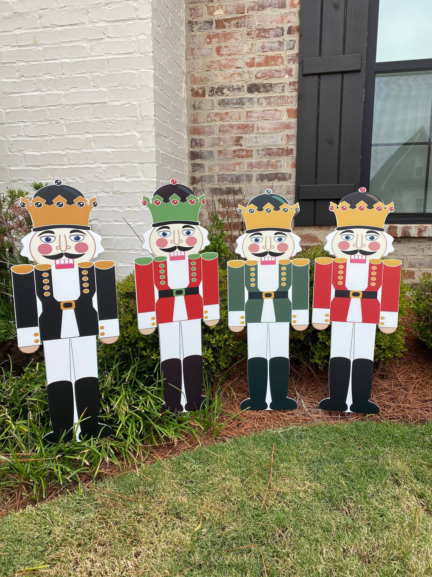 Nutcrackers MEDIUM